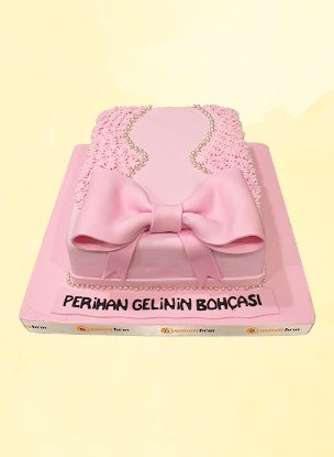 Gelin Bohçası Temalı Pembe Düğün Nişan Pastası